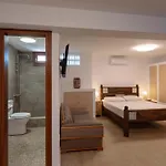 Folegandros Galano Hideaway - Moniasma Seaviews Ano Meria